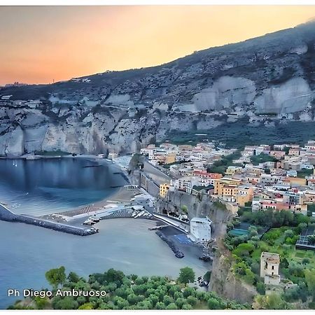 Casa Vacanza "Nonna Matilde" A Meta Di Sorrento, 600Mt Dal Mare, Casa Per 4 Exterior foto